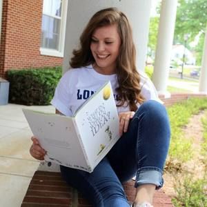 Meet your Posher, Alison